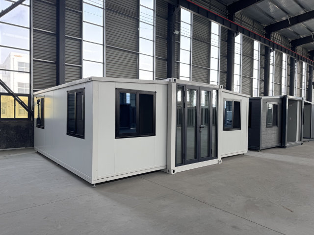 Prefabricated Custom-Colour Option 20ft 40ft Expandable Container House