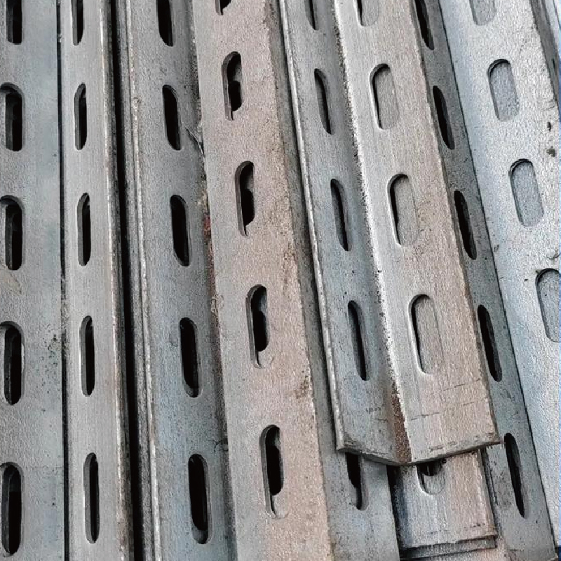 Customizable Modern Galvanized Steel Angle Iron Bracket Hot Rolled Angle Steel Bar Q195-Q420 Carbon Construction Steel Structure