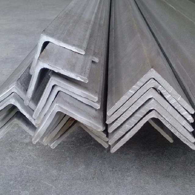 Heavy Q235 Steel Angle For Steel Structure Bridge