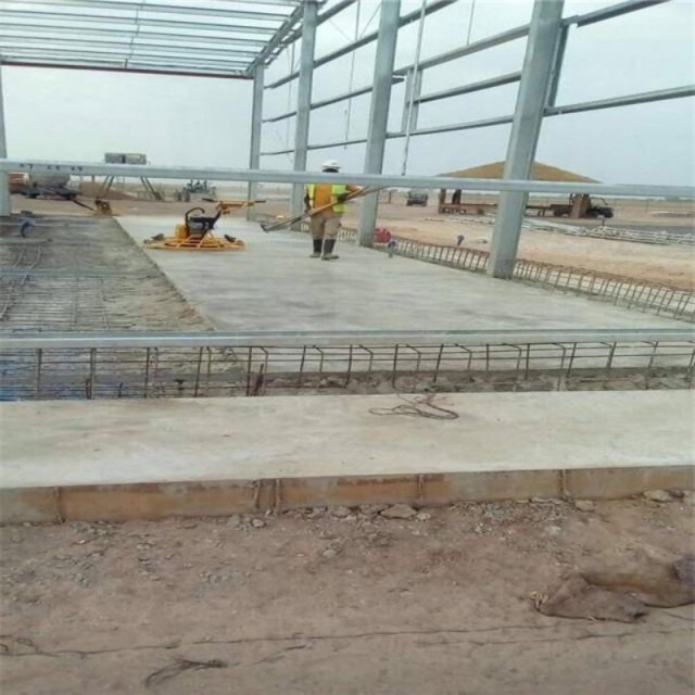 Broiler Chicken Farm Steel Structure Building with Ventilation System and Insulation Material