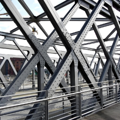 Modern Design Long- Span Structural Steel Bridge