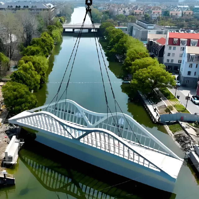 Steel structure bridge / Compact reinforced concrete bridge structure