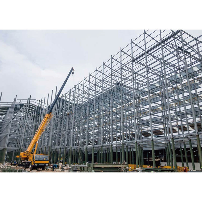 Prefabricated warehouse steel building structure / Modern metal hotel building