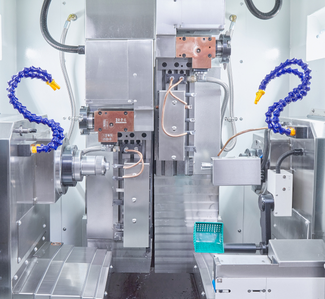 LDS-4636SL-CFS-22TB Dual Electric Spindles Dual Vertical Linear Tool Square Turning CNC Lathe