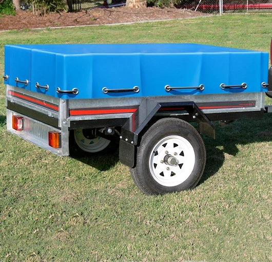 Custom Trailer Covers – Reliable Protection for Your Cargo.  Tailored to Meet Your Expectations.