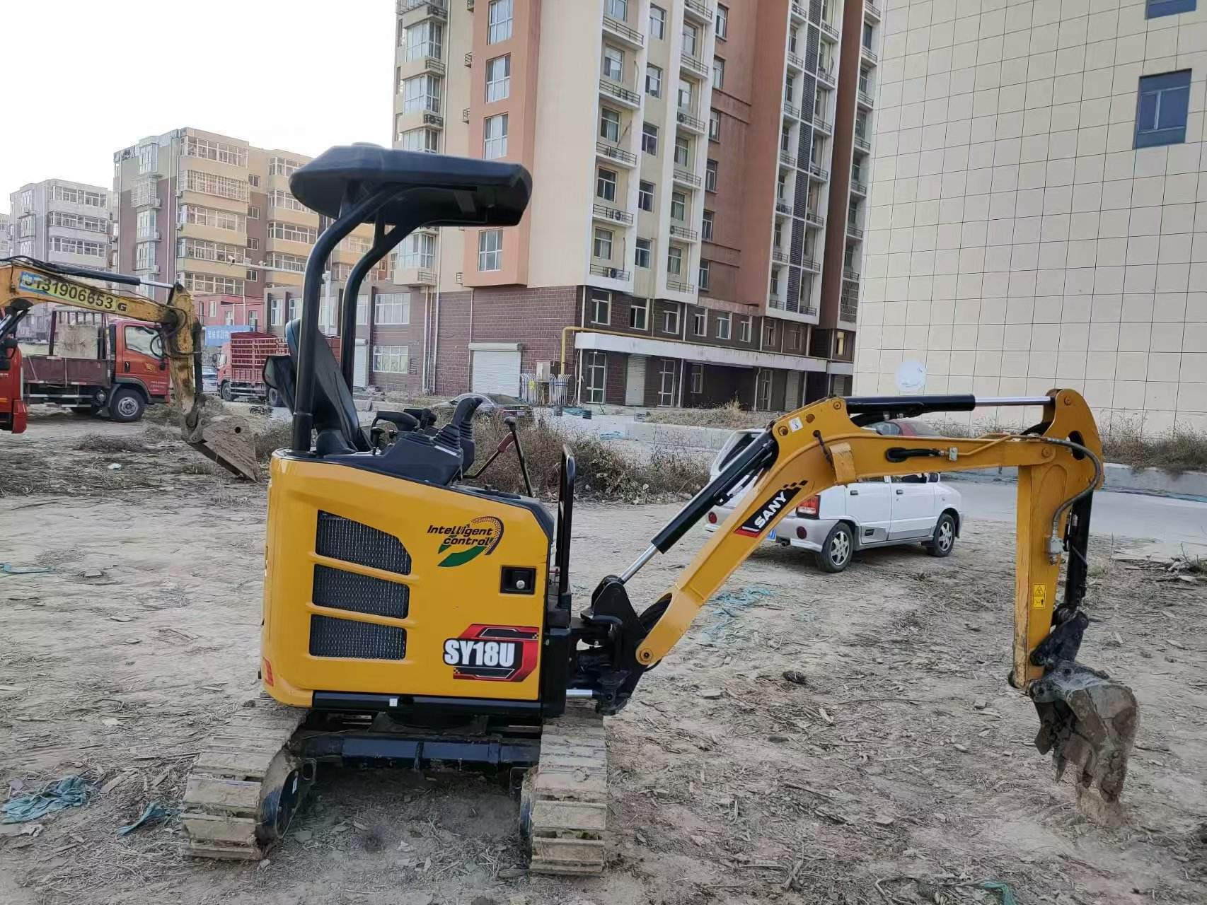 Sany SY18U 1.8 tons crawler excavator China brand Cummins engine use conditions core components operating weight 1.8 tons