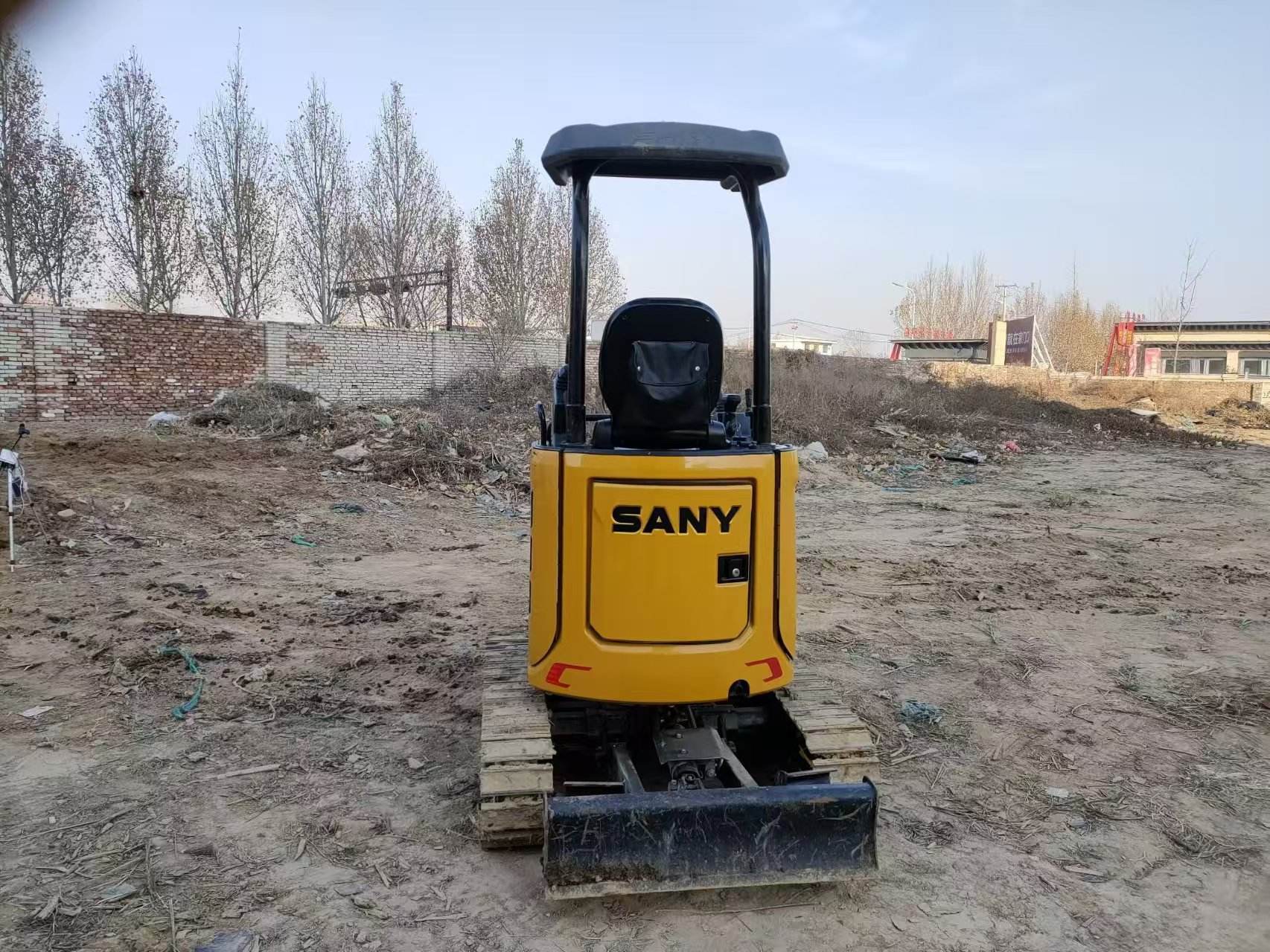 Sany SY18U 1.8 tons crawler excavator China brand Cummins engine use conditions core components operating weight 1.8 tons