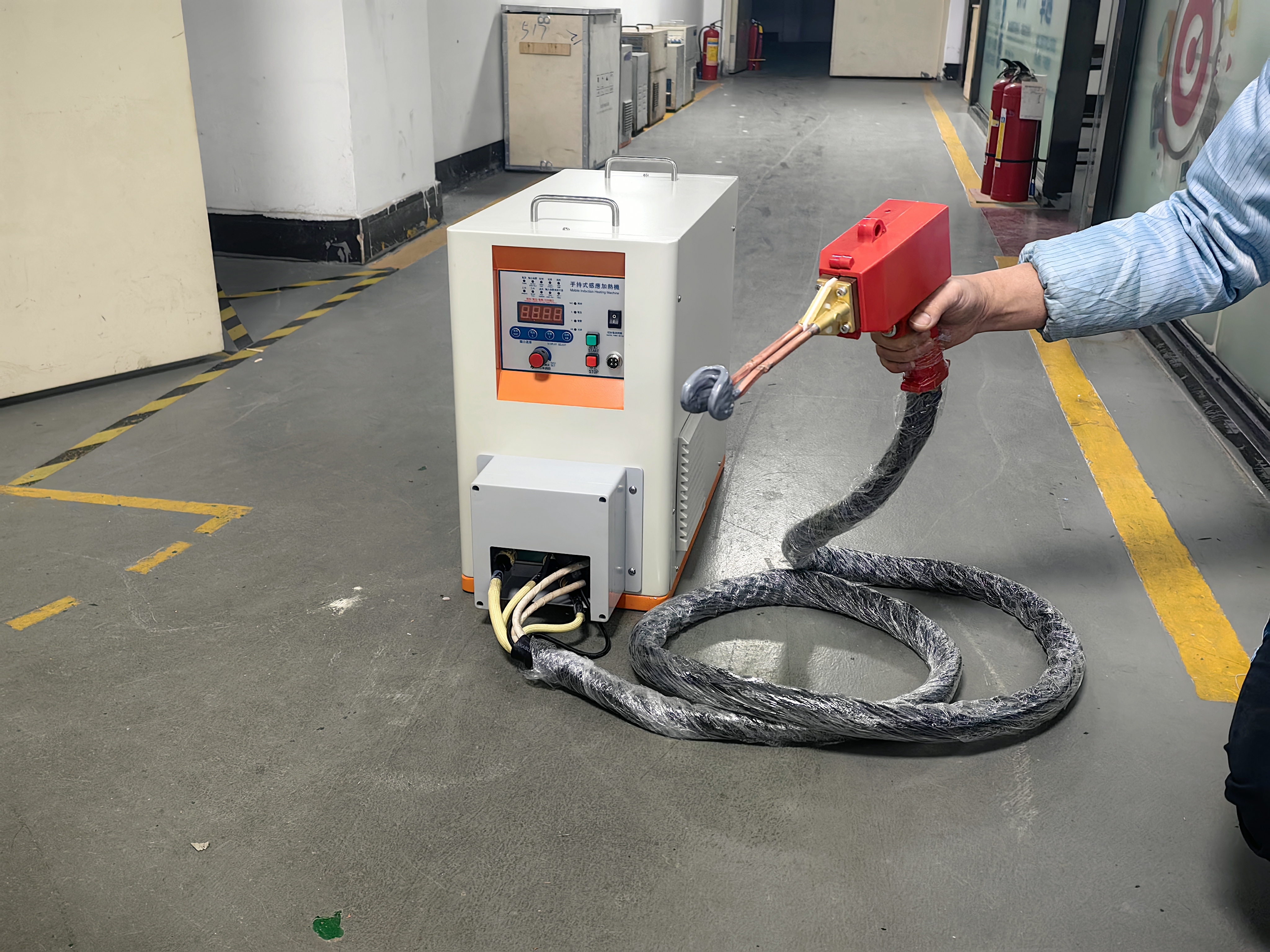 GLY20 Series hand-held induction heating machine