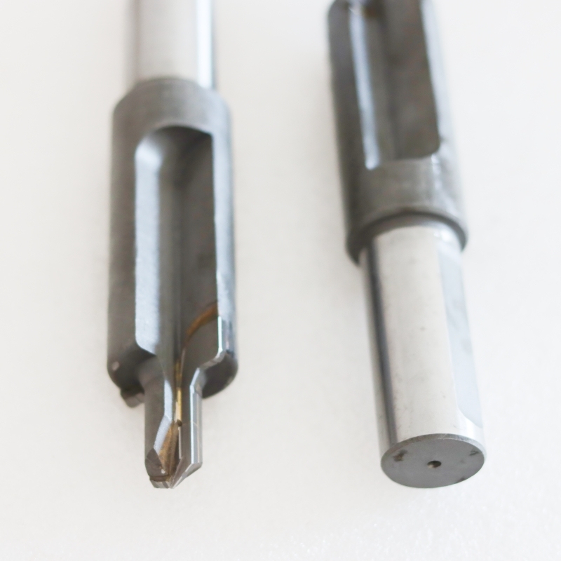 Chinese Factory  Customized Carbide Drilling Tool Welding Wheel Hub Screw Hole Drill Bit