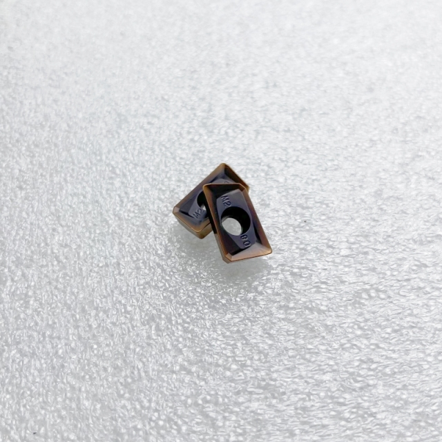 Precision-Engineered R390 Carbide Milling Inserts: Optimizing CNC Machining Performance