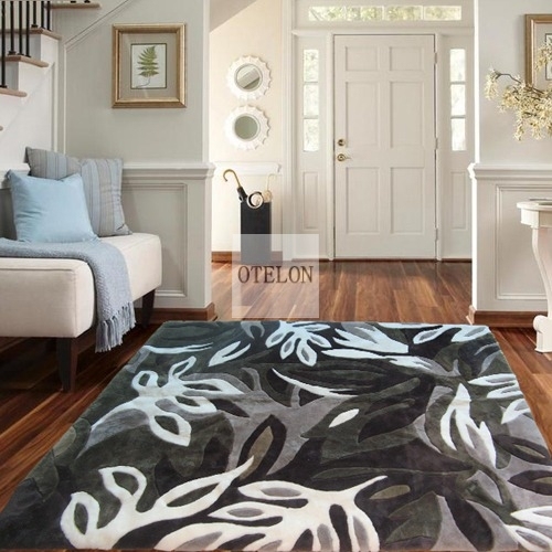 Shorn sheepskin rug