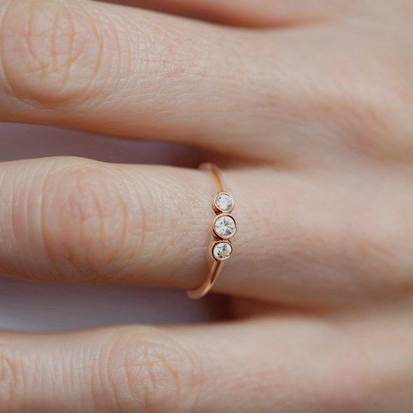 Simple Design 925 Sterling Silver Cubic Zirconia 3 Stone Finger Ring