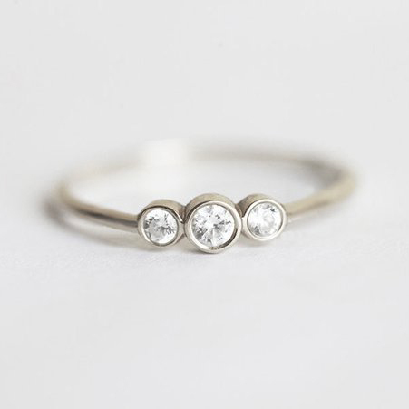 Simple Design 925 Sterling Silver Cubic Zirconia 3 Stone Finger Ring