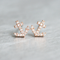 China Wholesale Sterling Silver Cubic Zirconia Micropave Anchor Stud Earrings
