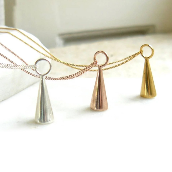 Landou Jewelry High Polish Sterling Silver Plain Geometric Cone Pendant Necklace