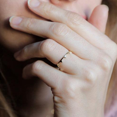 Women Jewelry Exquisite Design Sterling Silver High Polish Crown Ring for Gift