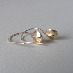 Beautiful Design 9ct Gold Finished Mini Disc Leaf Hook Earrings in Sterling Silver