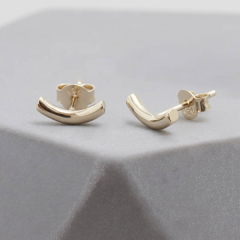 Landou Jewelry 925 Sterling Silver High Polish Tiny Arc Bar Stud Earrings