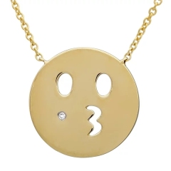 China Supplier Sterling Silver 14K Yellow Gold Over Kiss Emoji Necklace