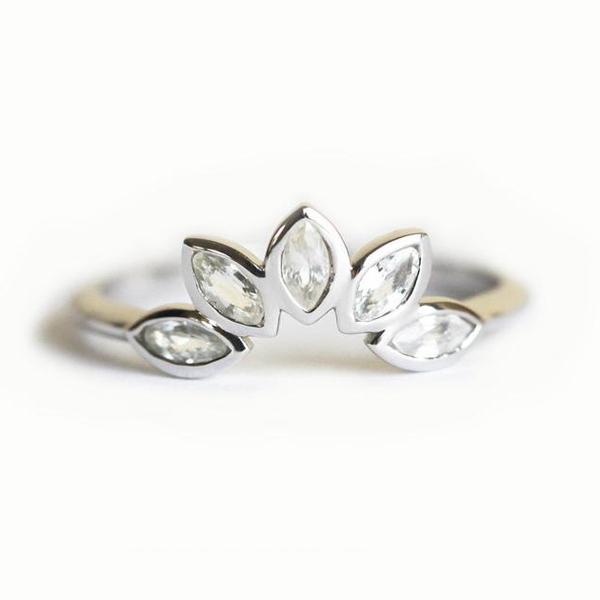 Fine Jewelry Sterling Silver White Sapphire Marquise Crown Ring for Gift