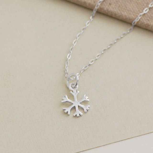 Sterling Silver Snowflake Necklace with Best Wholesale Price