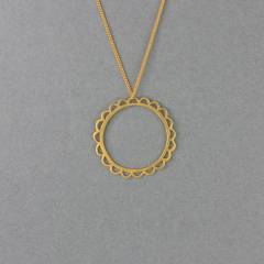 Fancy Jewelry Sterling Scalloped Circle Necklace