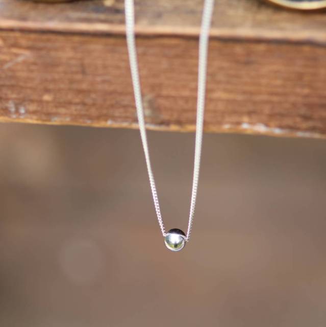 Fashion Design Sterling Silver Bead Floating Ball Necklace