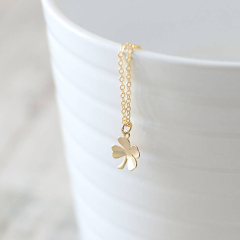 Simple Design Sterling Silver Four Leaf Clover Necklace in Yellow Gold