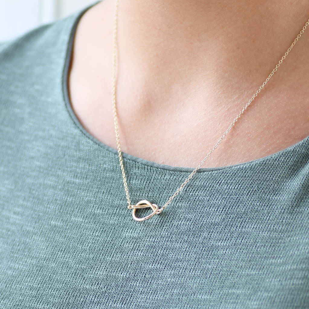 Landou Jewelry 925 Sterling Silver Friendship Knot Pendant Necklace