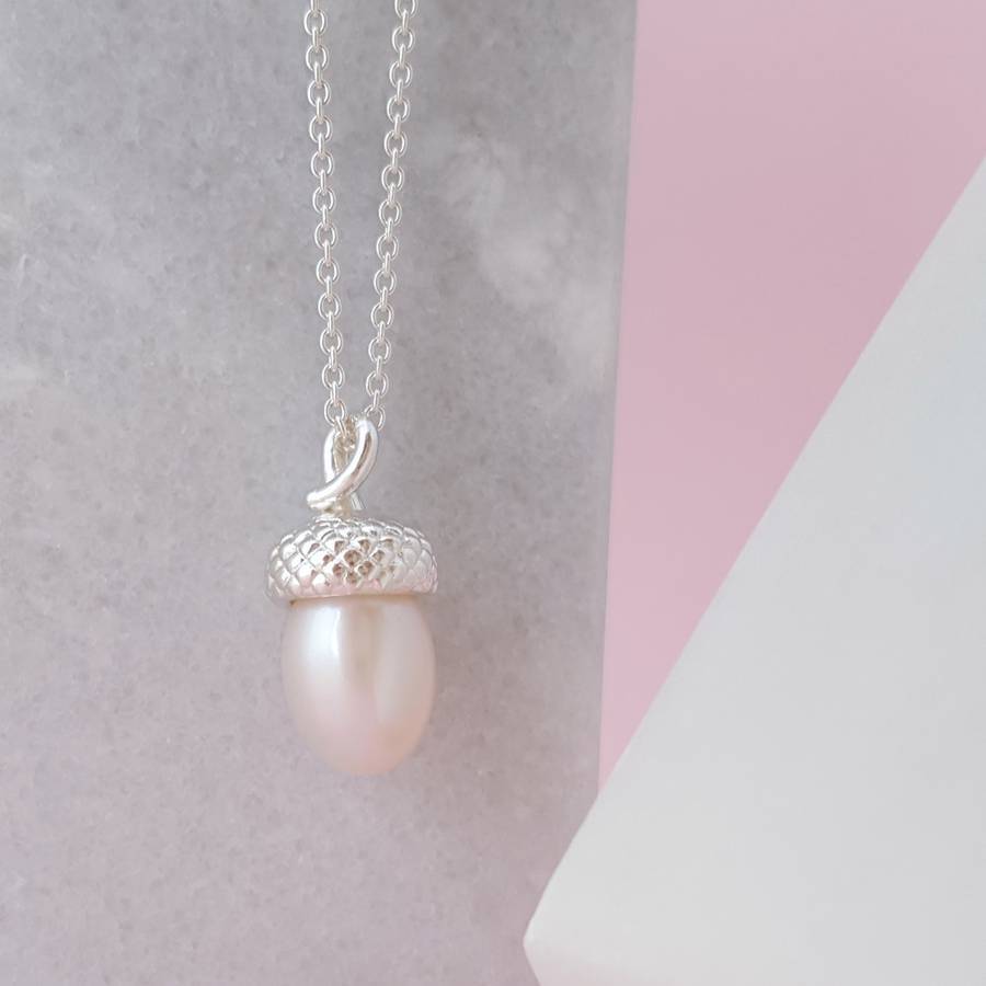 Latest Sterling Silver White Pearl Acorn Pendant Necklace