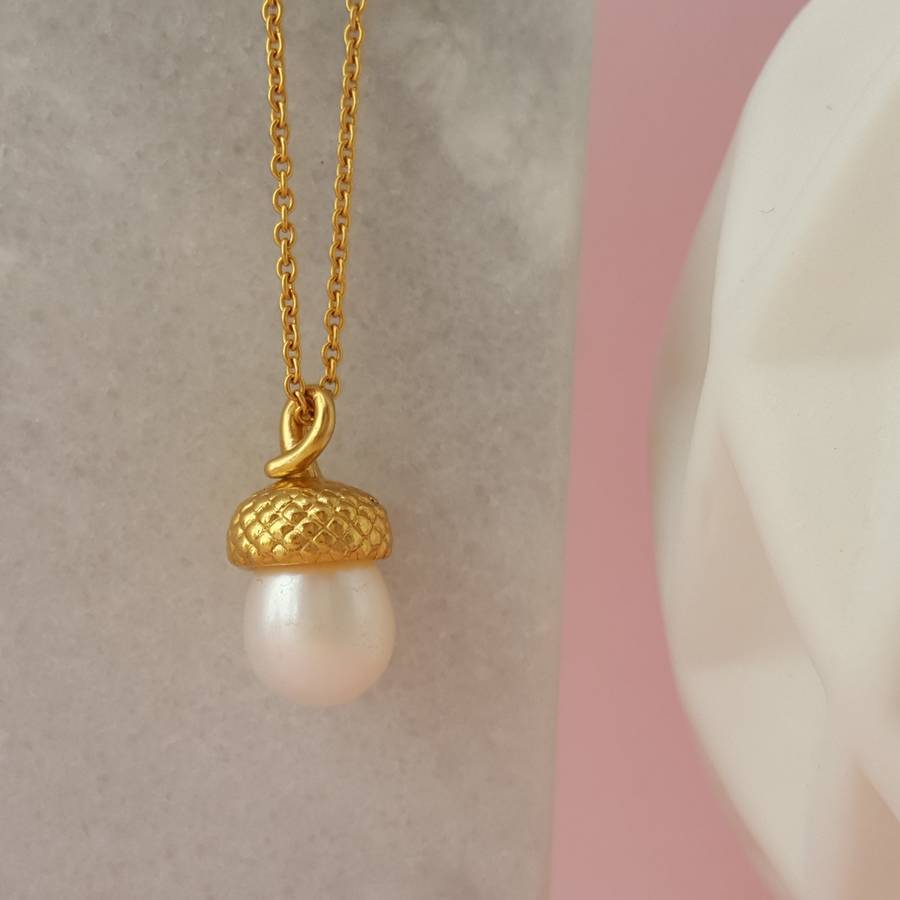 Latest Sterling Silver White Pearl Acorn Pendant Necklace