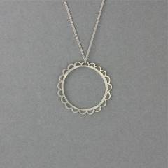 Fancy Jewelry Sterling Scalloped Circle Necklace