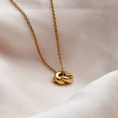 Plain Jewelry 925 Sterling Silver Petite Knot Necklace