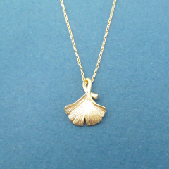 Dainty Design Sterling Silver Ginko Necklace