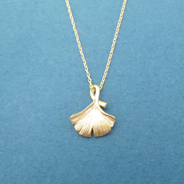 Dainty Design Sterling Silver Ginko Necklace