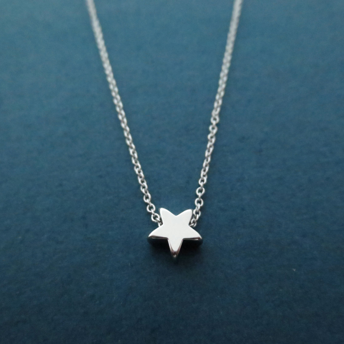 Dainty Sterling Silver Five-pointed Star Necklace