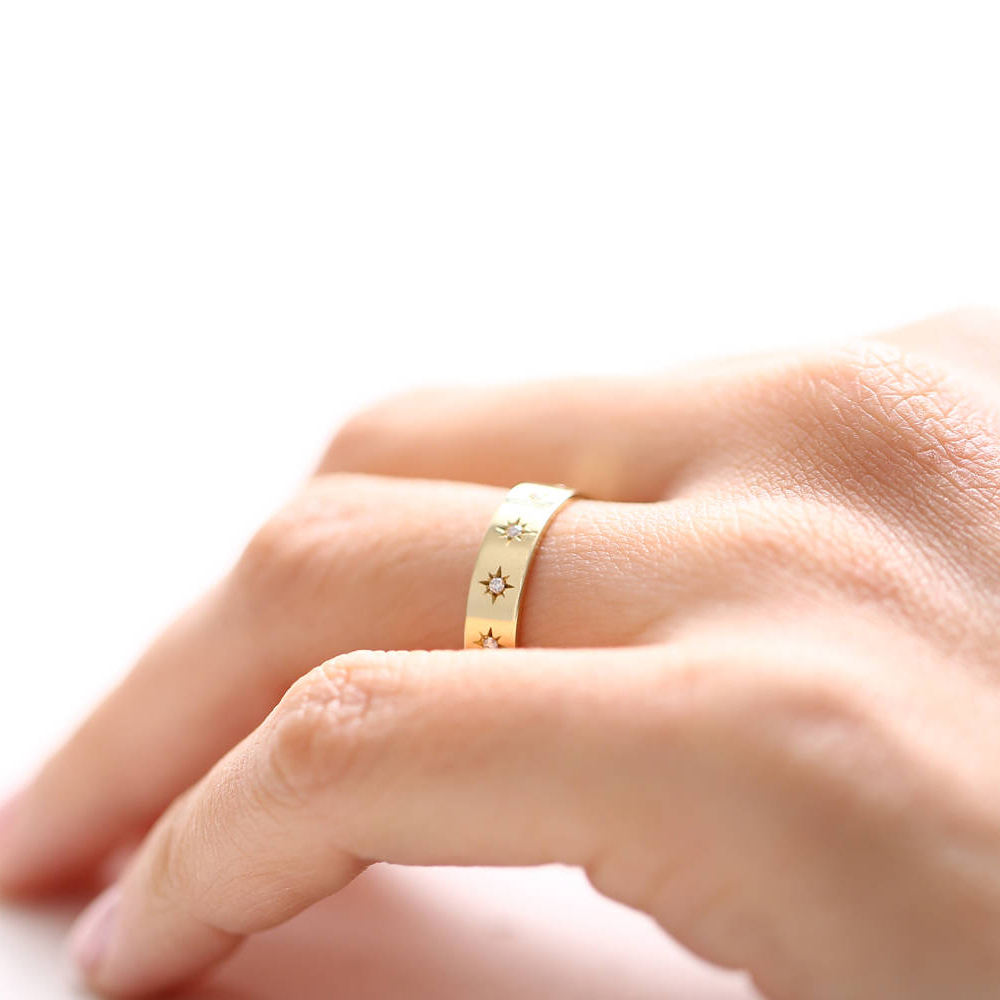 Sterling Silver Starburst Setting CZ Comfort Fit Wedding Wide Band Ring