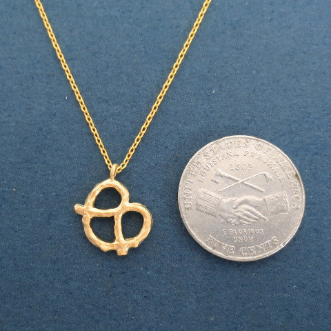 Pretty Jewelry Sterling Silver Pretzel Necklace for Best Friends