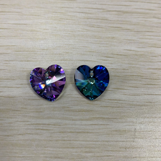 Customized Jewelry Shiny Crystal Heart Shaped Silver Necklace for Women