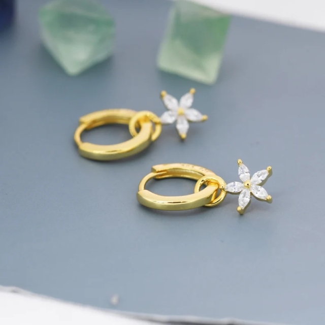White Flower CZ Huggie Hoop in Sterling Silver, Silver or Gold, Minimalist Simple Hoop Earrings, Detachable and Interchangeable