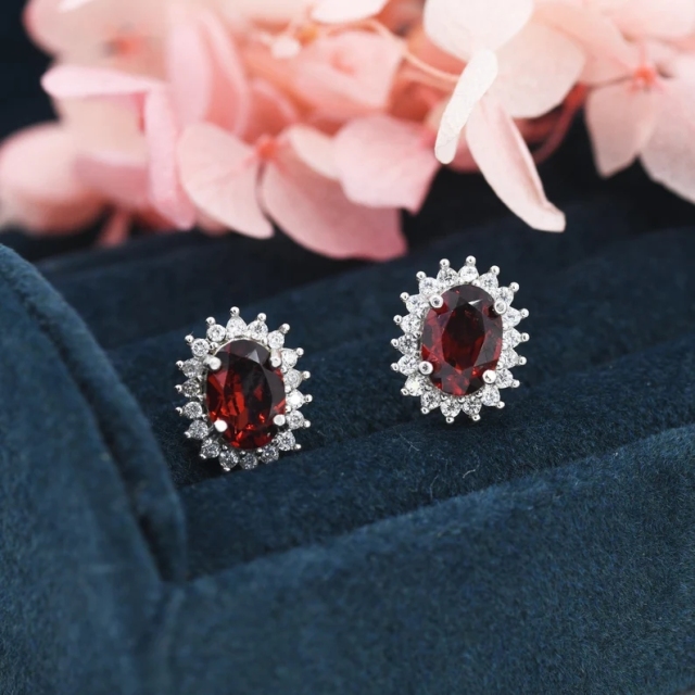 Sterling Silver Natural Garnet Oval Stud Earrings, Oavl Halo Stud, Genuine Garnet Gemstone Stud, Minimalist Style, January Birthstone