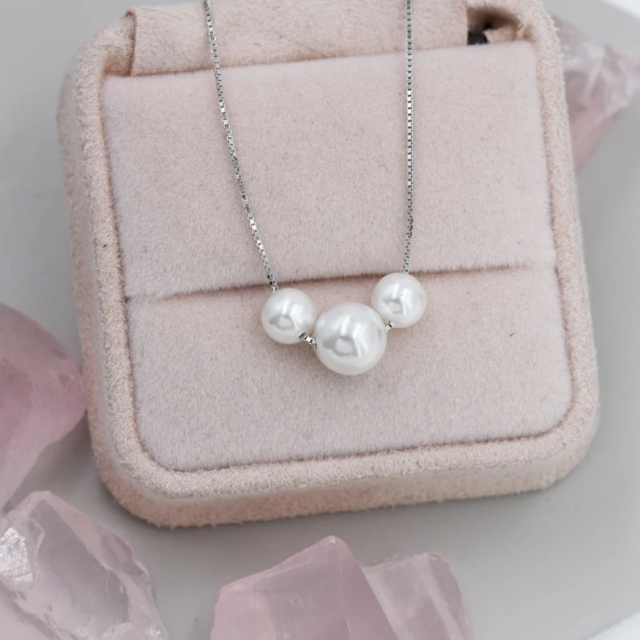 Three Pearl Beaded Choker Necklace in Sterling Silver, 16 inch, Mother of Pearl Beads, Mother and Daughters Necklace, Gifts, Pearls Necklace