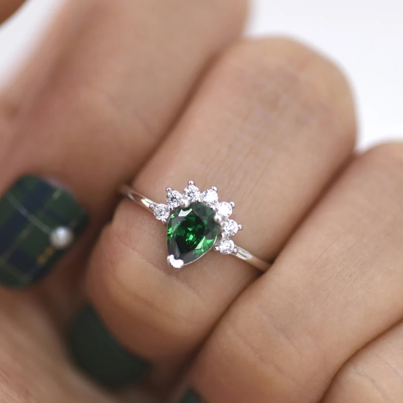 Pear Cut Emerald Green CZ Crown Ring in Sterling Silver, May Birthstone, Lab Emerald Ring, Vintage Inspired Design