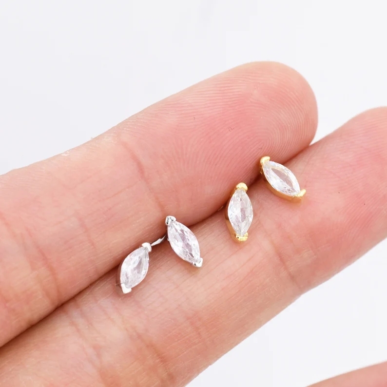 Sterling Silver Emerad Green Marquise Stud Earrings, Simulated Emerald Crystal, Minimalist Geometric Design, Birthstone