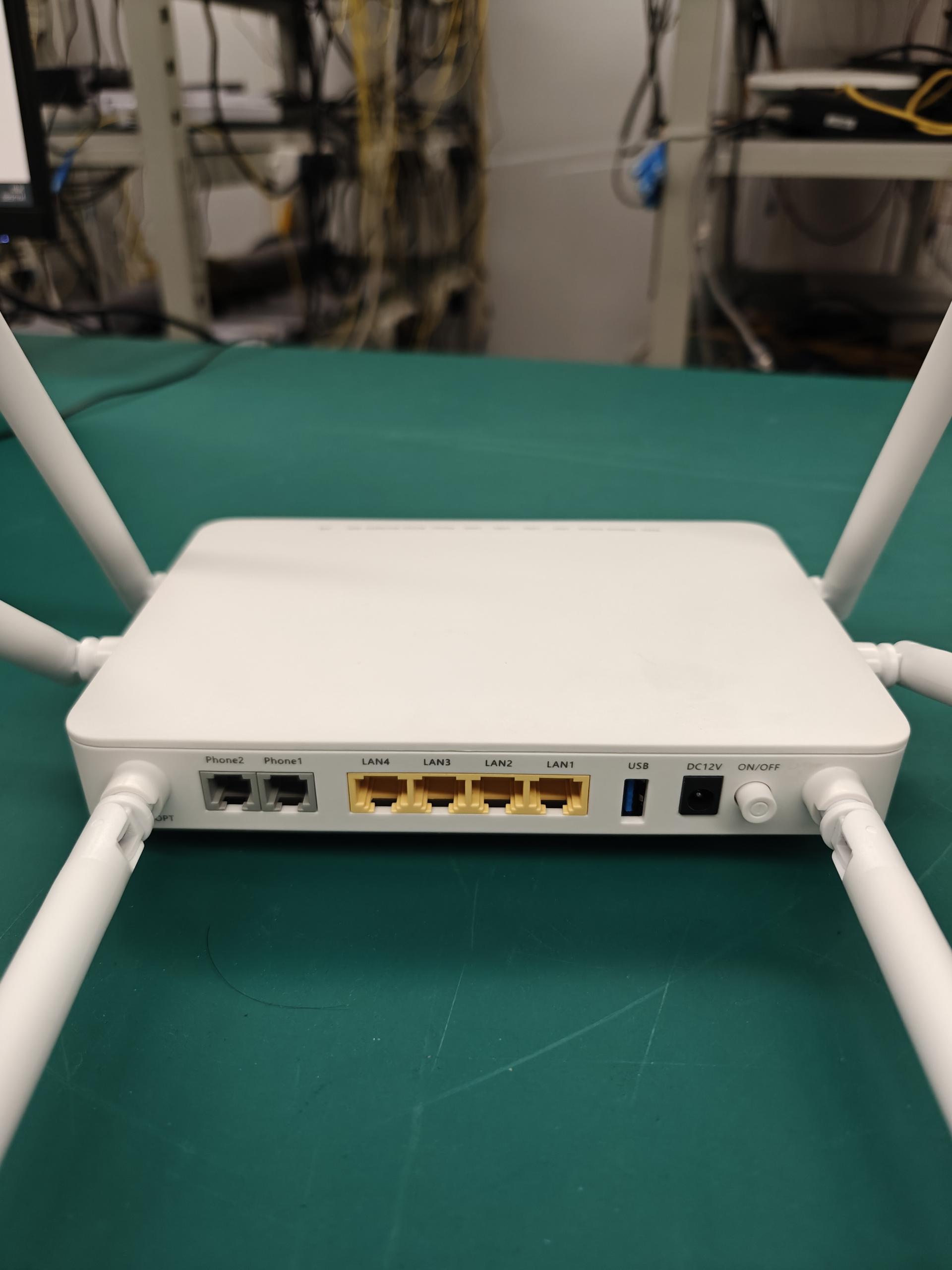 WIFI-Type 4-Port GPON Terminal ONU (four-port gateway-type ONU)--GPU040-4G0F2P-AX