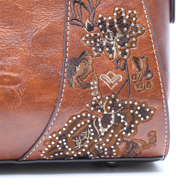 Bohemian Fashion Crossbody Bag Vintage Textured PU Leather Structured Silhouette