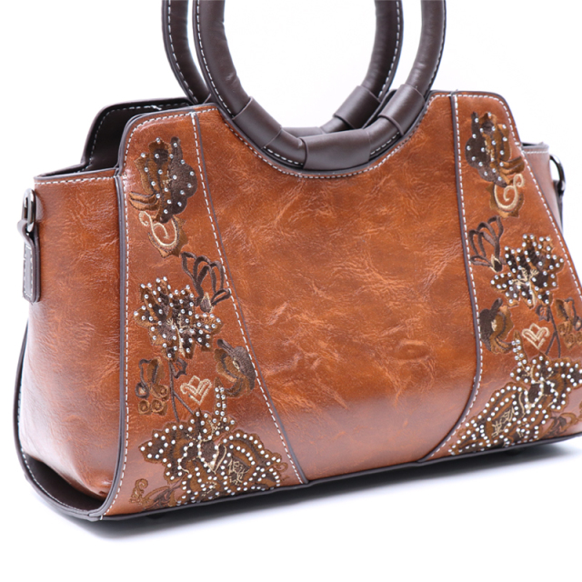 Bohemian Fashion Crossbody Bag Vintage Textured PU Leather Structured Silhouette