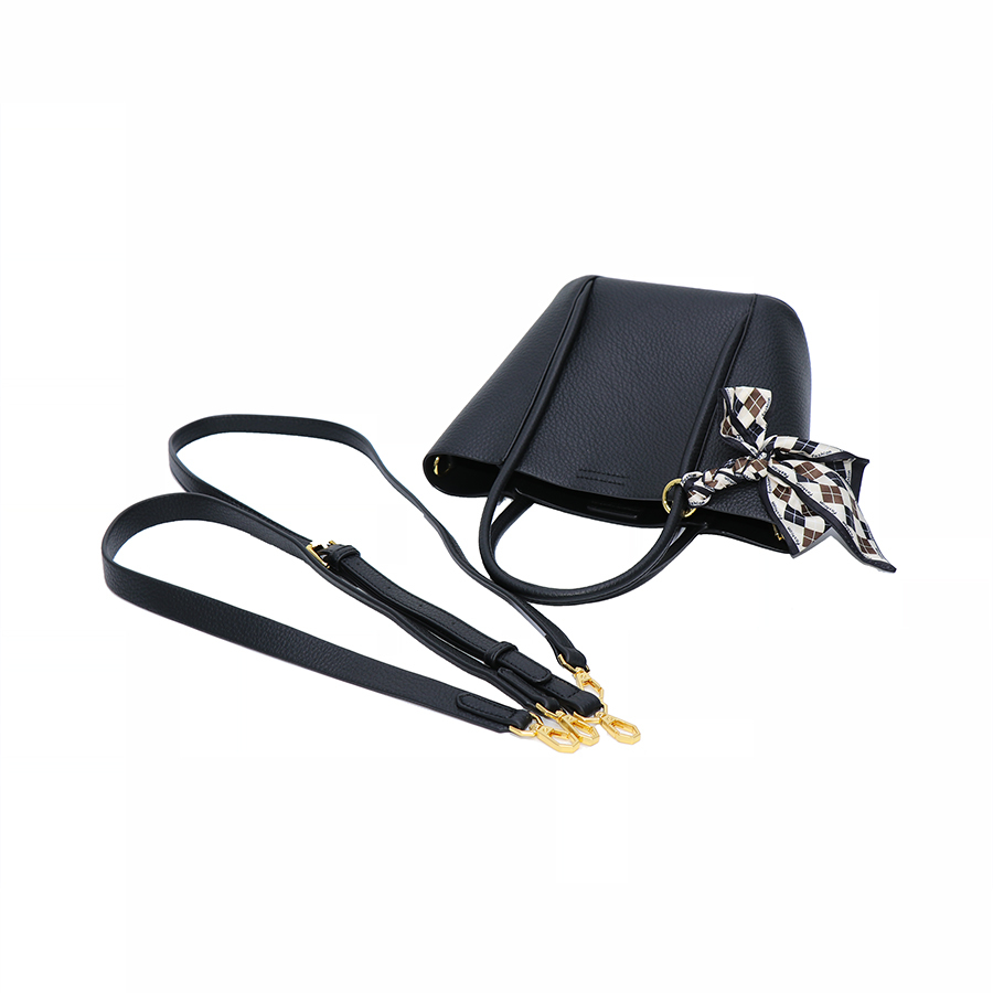 Effortless Casual Handbag Crossbody Bag Spacious Chic Ideal For Daily Life