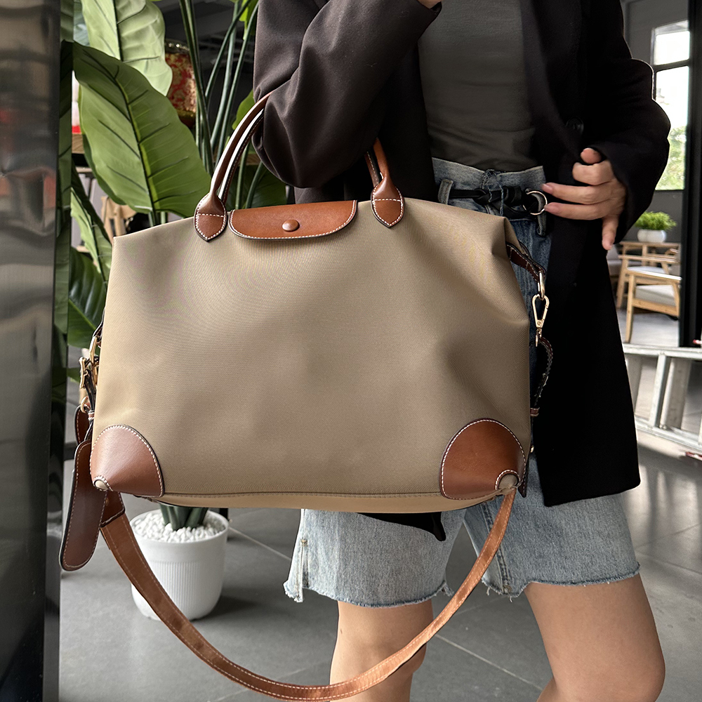 Spacious Capacity Classic Duffle Crossbody Bag Chic Color Block PU Leather Nylon Durable Versatile