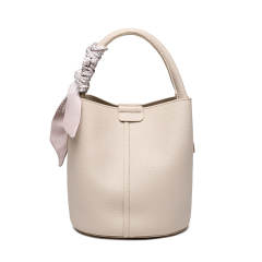 Classic Quilted Genuine Leather Shoulder Bag Stylish Spacious Daily Use